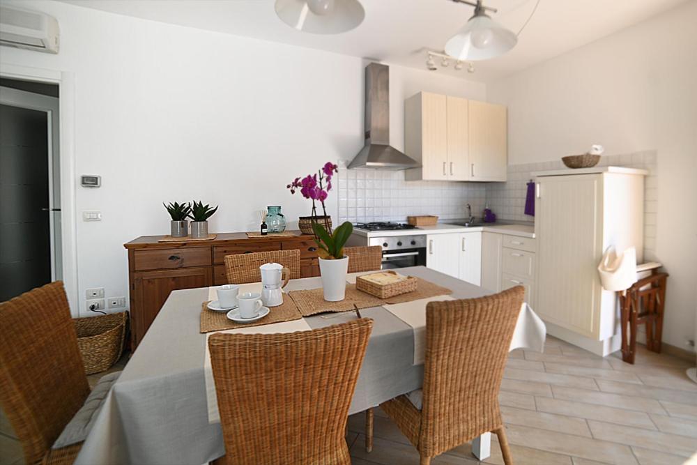 Conero Casa T8- Marcelli Di Numana In Piazzale Tremiti 8 Con Parcheggio Esclusivo Giardino E Barbecue Apartment Exterior photo